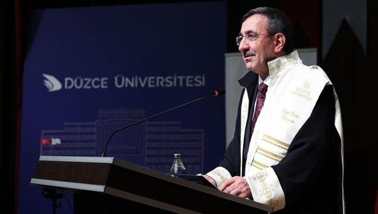 Cumhurbaşkanı Yardımcısı Yılmaz’a Düzce Üniversitesinde “fahri profesörlük” ünvanı verildi