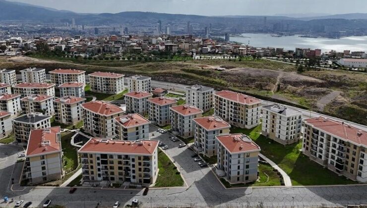 İzmir’de 117 kişinin yaşamını yitirdiği depremin üzerinden 5 yıl geçti