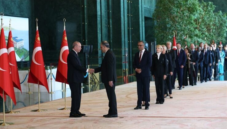 Cumhurbaşkanı Erdoğan, 29 Ekim Cumhuriyet Bayramı tebriklerini kabul etti