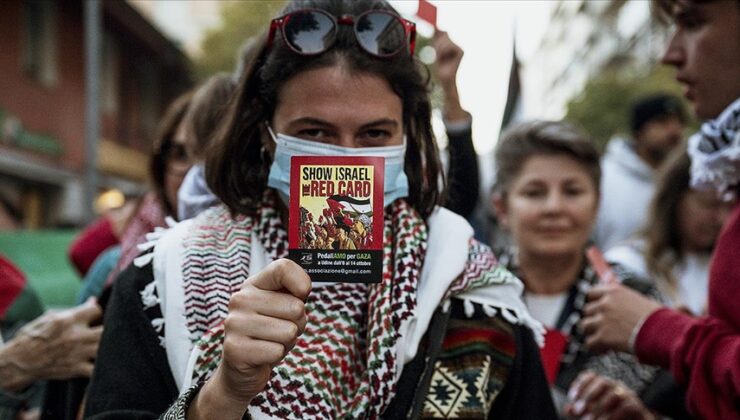 İtalya-İsrail maçı öncesi binlerce kişi İsrail’i protesto etti