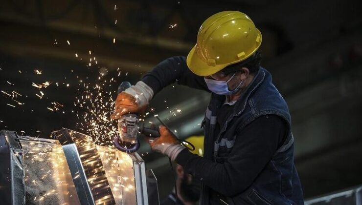 Sanayi üretim endeksi ekimde aylık yüzde 0,8 azaldı, yıllık yüzde 2,2 arttı