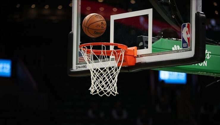 NBA Kupası’nın sahibi San Antonio Spurs’ü yenen New York Knicks oldu