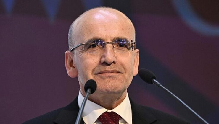Bakan Şimşek, Türkiye’nin kredi risk primindeki tarihi düşüşü değerlendirdi