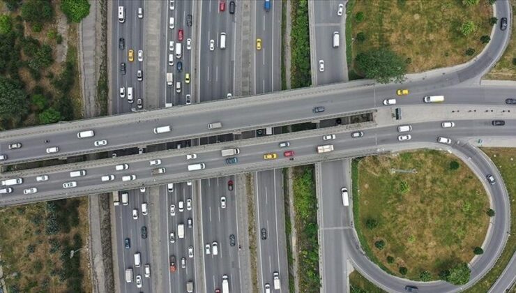 Motorlu kara taşıtları 2024’te 382,9 milyar kilometre yol katetti