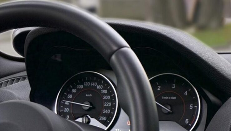 İkinci el araç satışlarında “kilometre dolandırıcılığının” önüne PTT hizmetiyle geçiliyor