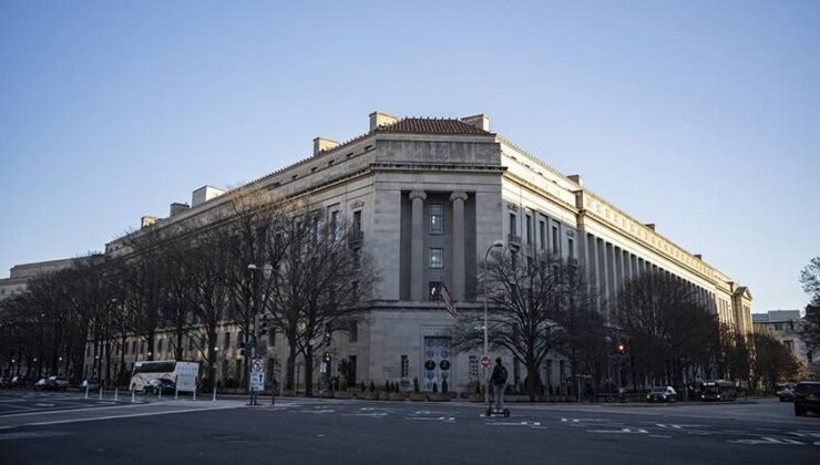 ABD Adalet Bakanlığı, Epstein dosyasındaki belgelerin uygunsuzca gizlenip gizlenmediğini inceliyor