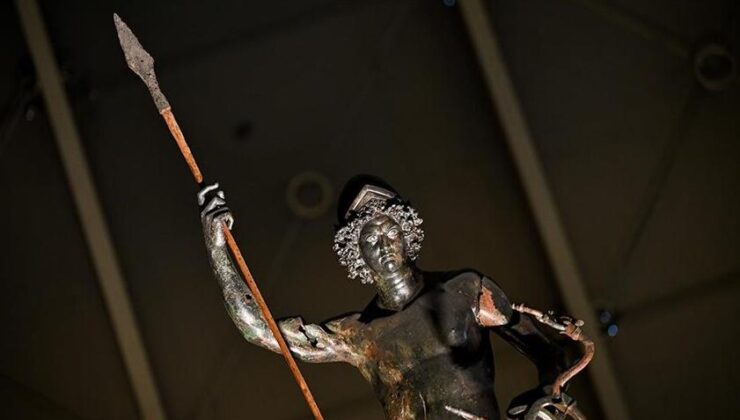 Zeugma’da yaklaşık 2 bin yıllık Mars heykeline seyir platformu yapıldı