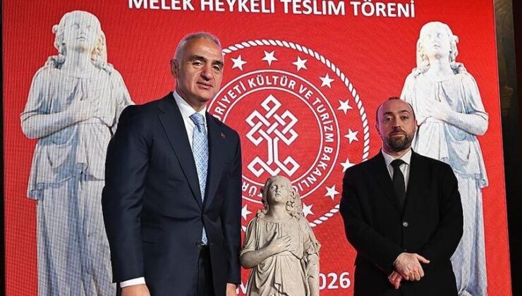 Kültür ve Turizm Bakanı Ersoy, “Melek heykeli”ni Fener Rum Patrikhanesine teslim etti