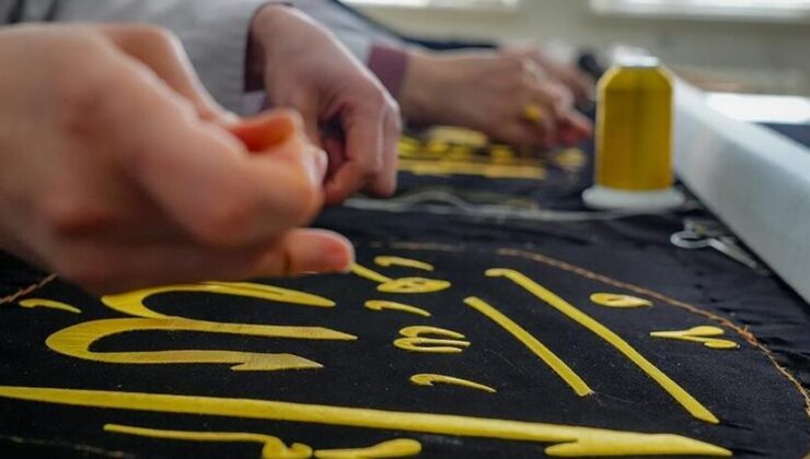 Diyarbakır’da usta öğreticiler Esma-ül Hüsna’yı el emeğiyle işliyor