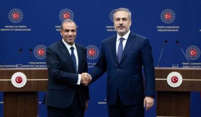 Dışişleri Bakanı Fidan, Mısırlı mevkidaşı Abdulati ile telefonda görüştü