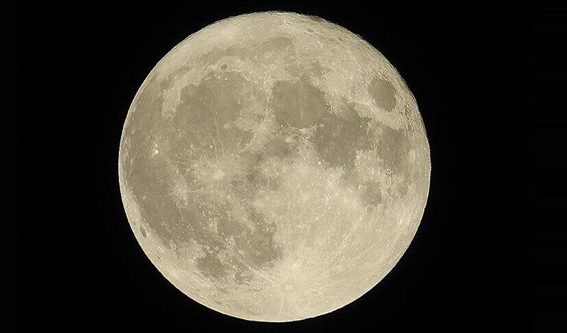 Çin, Ay’da iki yeni mineral keşfetti