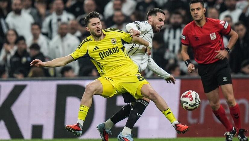 Beşiktaş-Fenerbahçe maçında karaborsa bilet satıldığı iddiasıyla yakalanan zanlılardan 5’i tutuklandı