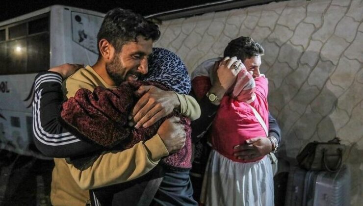 Tedavi için Mısır’a giden 131 Filistinli, Gazze’ye döndü