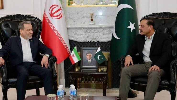 İran Dışişleri Bakanı Erakçi, Pakistan Genelkurmay Başkanı Munir ile İslamabad’da görüştü