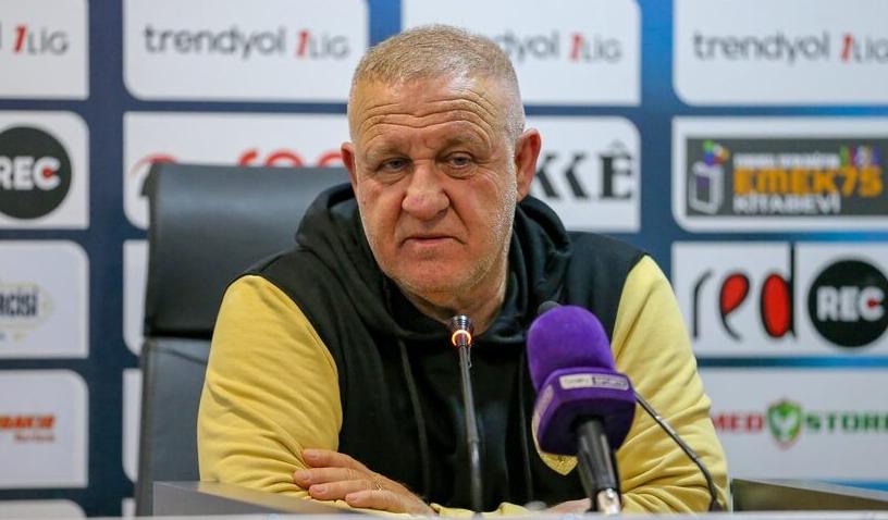 Amed Sportif Faaliyetler’de teknik direktör Mesut Bakkal ile yollar ayrıldı