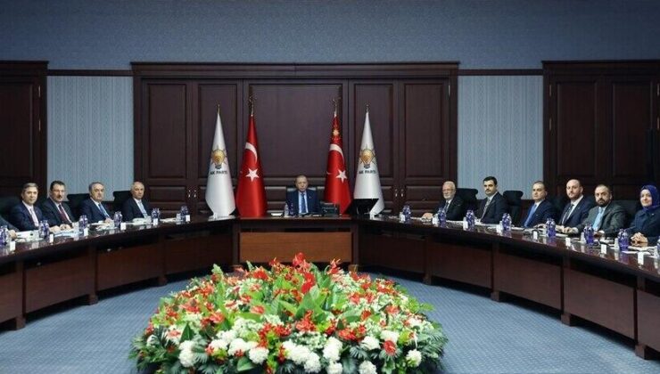 AK Parti MYK toplandı