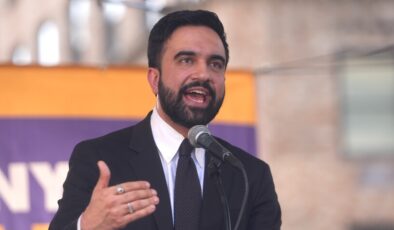 New York Belediye Başkanı Mamdani, ABD-İsrail’in İran’a saldırılarının ekonomik boyutunu eleştirdi