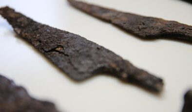 Hadrianopolis Antik Kenti’nde 1500 yıllık bıçaklar gün yüzüne çıkarıldı