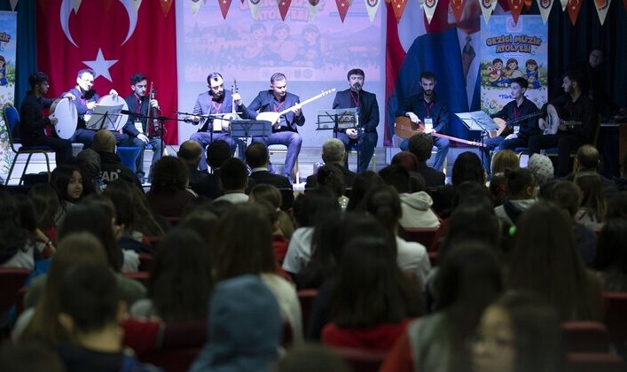 Bolu’da “Gezici Müzik Atölyesi” tanıtım programı düzenlendi