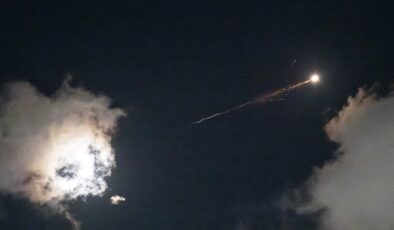 İran basını: Silahlı kuvvetler ABD’ye ait bazı savaş gemilerine İHA saldırısı düzenledi