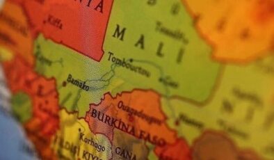 Mali Savunma Bakanı Sadio Camara, silahlı grupların saldırılarında hayatını kaybetti