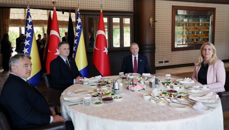 Cumhurbaşkanı Erdoğan, Bosna Hersek Devlet Başkanlığı Konseyi üyeleriyle görüştü