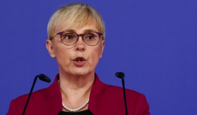 Slovenya Cumhurbaşkanı Pirc Musar, hükümeti kurma görevi için bir isim önermeyeceğini söyledi