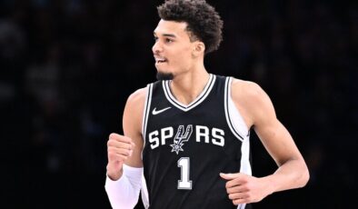 Wembanyama, 22 yaşında NBA’de “Yılın savunma oyuncusu” seçilerek tarihe geçti