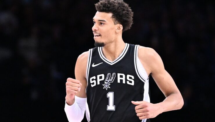 Wembanyama, 22 yaşında NBA’de “Yılın savunma oyuncusu” seçilerek tarihe geçti