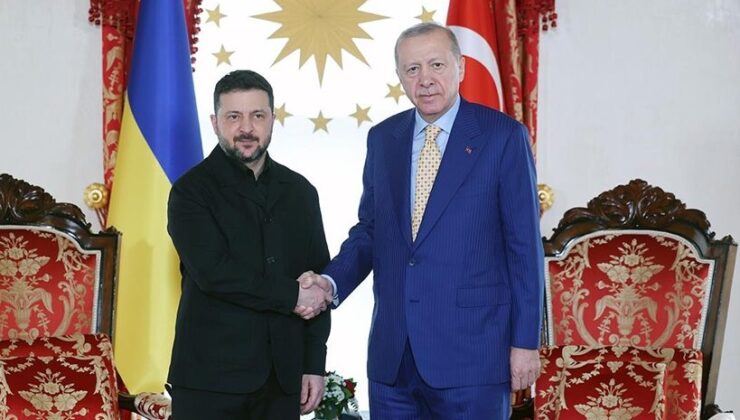 Cumhurbaşkanı Erdoğan, Ukrayna Devlet Başkanı Zelenskiy’i resmi törenle karşıladı