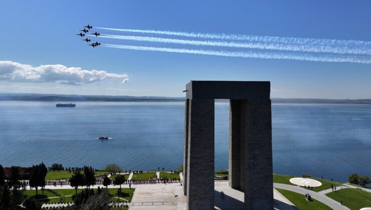 Şehitler Abidesi’nde Çanakkale Kara Savaşları’nın 111. yılı töreni düzenlendi