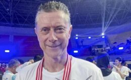 Türk antrenör Bülent Karslıoğlu, Endonezya’da üst üste ikinci şampiyonluğu yaşadı