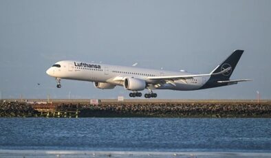 Lufthansa, jet yakıtı krizi nedeniyle 20 bin uçuşu iptal edecek