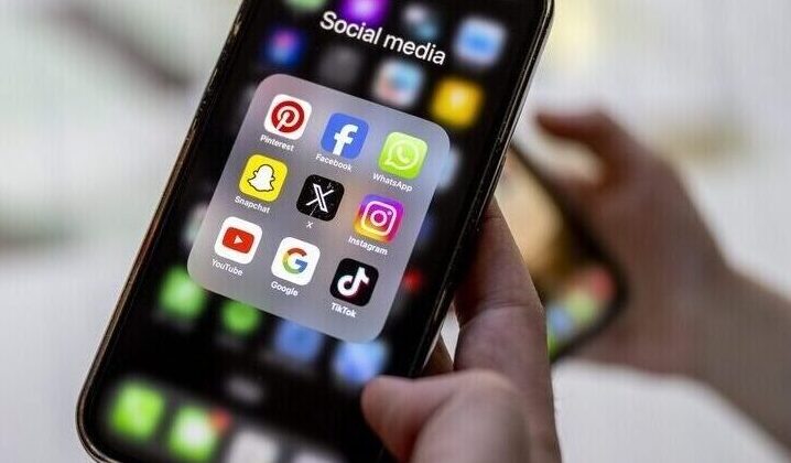 Anket: Gençler haberi sosyal medyadan, yaşlılar televizyondan takip ediyor