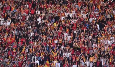 Galatasaray-Fenerbahçe derbisinin öncelikli bilet satışları başladı