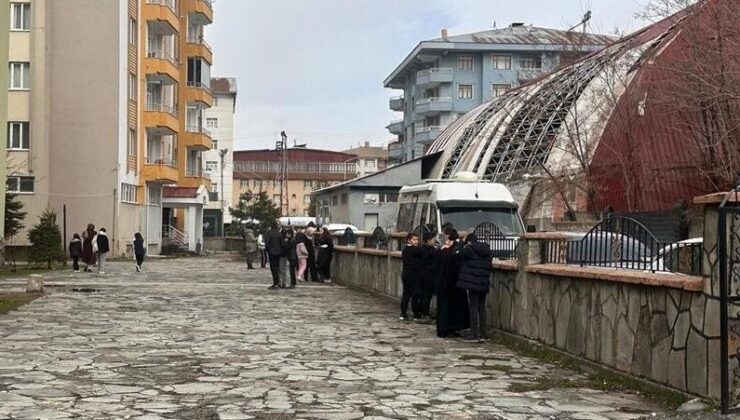 Van’da 5,2 büyüklüğünde deprem