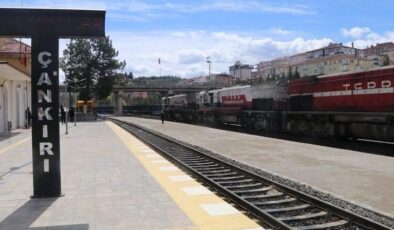 Turistik Tuz Ekspresi’nin yeni sezonda 6 bin ziyaretçiyi Çankırı’ya taşıması bekleniyor