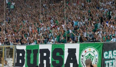Trendyol 1. Lig’e yükselen Bursaspor’da satışa sunulan 39 bin kombine tükendi