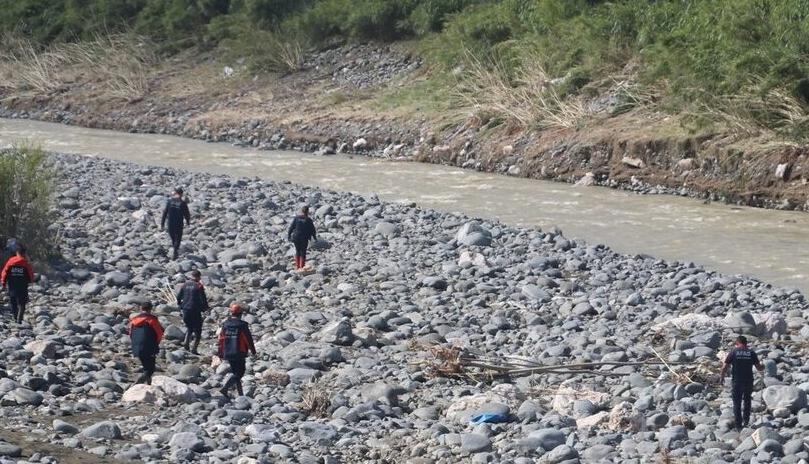 Hatay’da selde kaybolan genci arama çalışmaları sürüyor