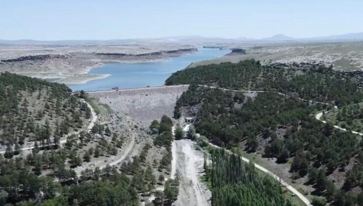 Tarım ve Orman Bakanı Yumaklı, Aksaray Uluırmak Barajı’nın ana iletim hattının yenileneceğini bildirdi