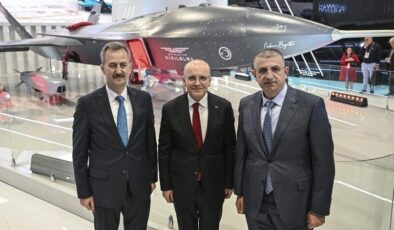Hazine ve Maliye Bakanı Şimşek: Savunma sanayisini gelecekte sanayide dönüşümün motoru olarak görüyoruz