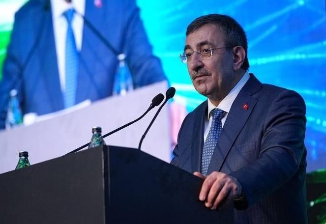 Cumhurbaşkanı Yardımcısı Yılmaz: Kamuda bulut bilişim ve yapay zeka kullanımında yatırımlarının hızlanmasını öngörüyoruz