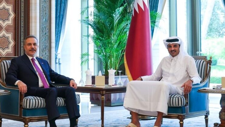 Dışişleri Bakanı Fidan, Katar Emiri Şeyh Temim tarafından Doha’da kabul edildi