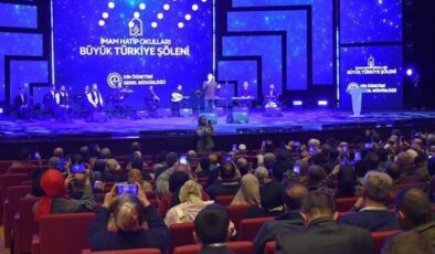 İmam Hatip Okulları Büyük Türkiye Şöleni Konya’da başladı