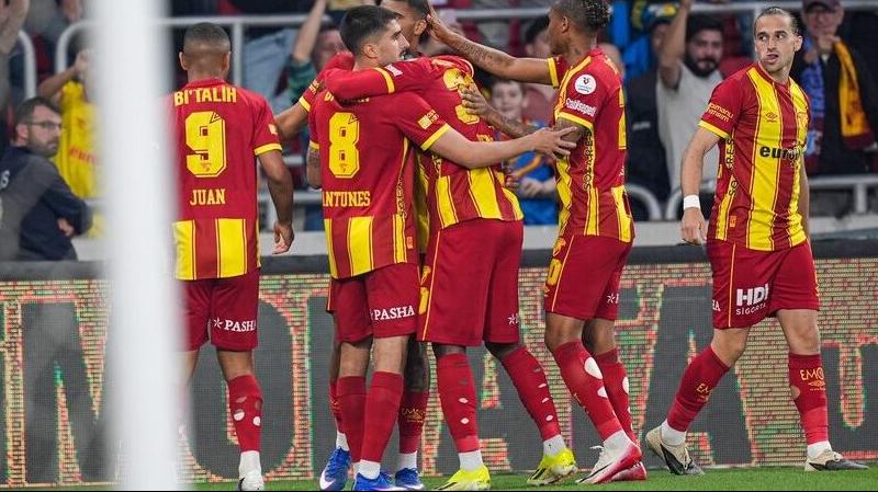 Göztepe’de Ekrem Kılıçarslan ve Krastev ile yollar ayrıldı