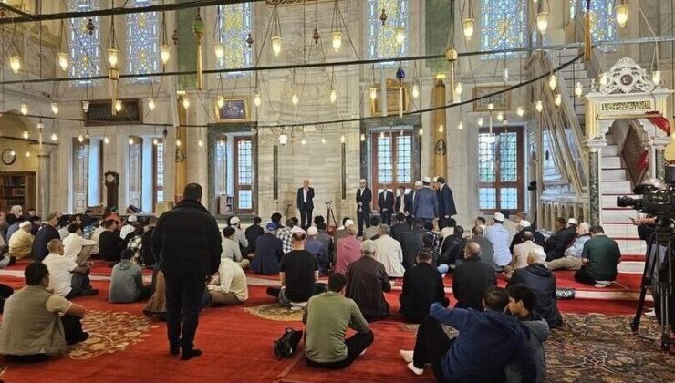 “İstanbul’un Fethinden Türkiye Yüzyılı’na: 1453 Genç Hafız 1453 Hatm-i Şerif” programı düzenlendi