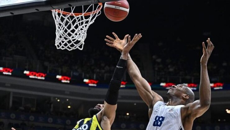 Anadolu Efes, Basketbol Süper Ligi yarı finalinde yarın Fenerbahçe Beko’yu konuk edecek