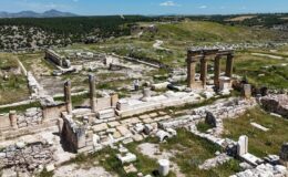 Blaundos’ta rahiplerin kutsal alanı gün yüzüne çıkarılıyor