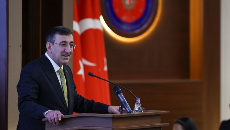 Cumhurbaşkanı Yardımcısı Yılmaz: Devlet ve millet aynı yöne bakmıyorsa o ülkenin kalkınması mümkün değildir