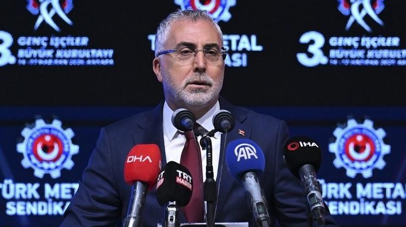 Bakan Işıkhan: Dijital bağımlılık çok yönlü bir şekilde ele alınması gereken ciddi bir tehdittir